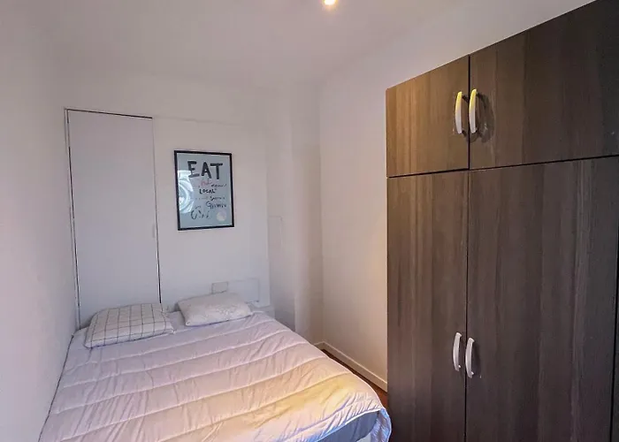 Moderne Centre Apartman *